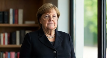 Ich bin Dr. Angela Merkel